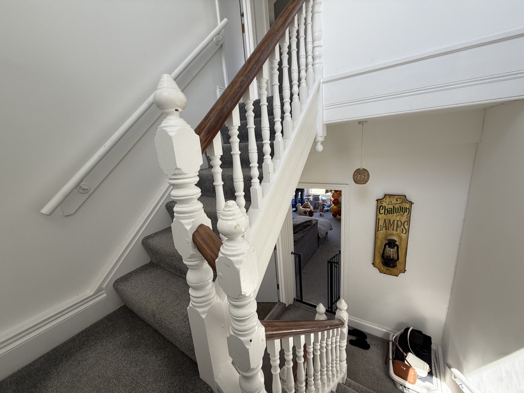 Lot: 73 - FREEHOLD RESIDENTIAL INVESTMENT ARRANGED AS TWO FLATS - Stairs in top flat